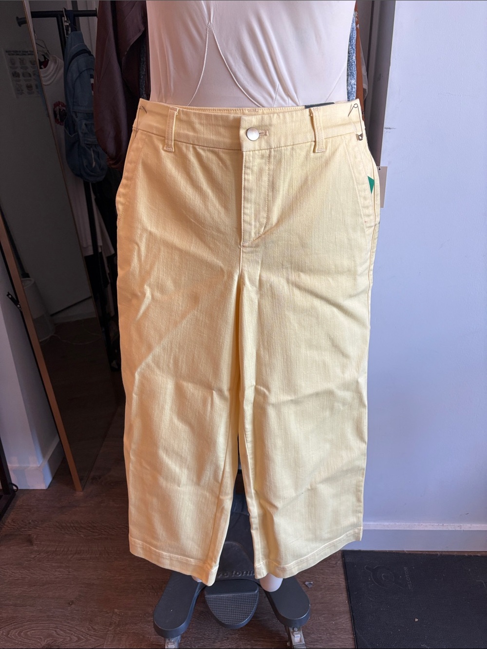 Talbots Pale Yellow Bermuda Shorts